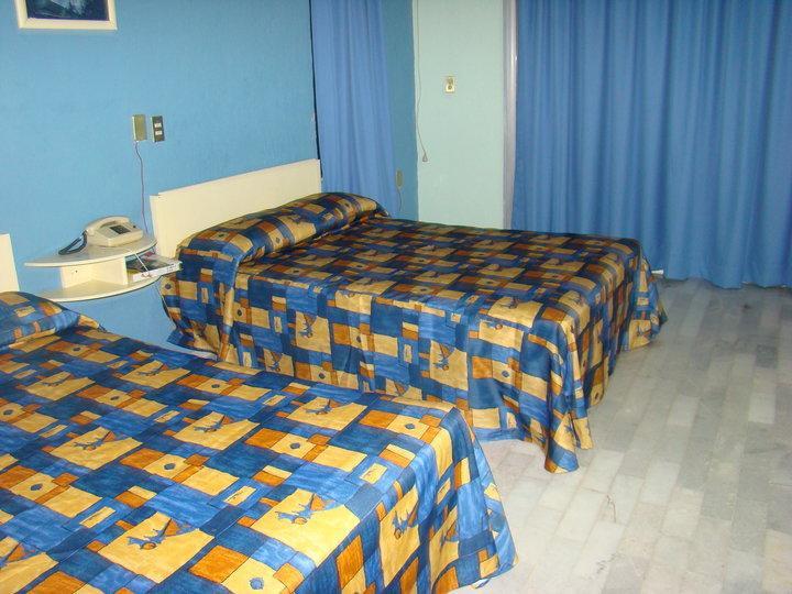 Dorados Acapulco Hotel Bilik gambar